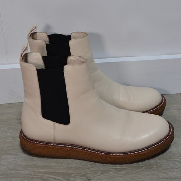 J. Crew Crepe-sole Pull-on Boot Woman's Leather Dusty Ivory Size 8.5 - Picture 1 of 8